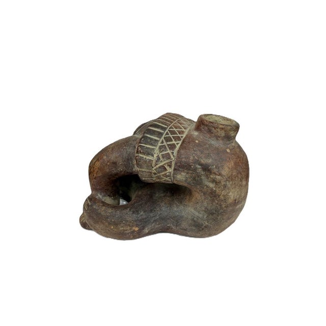 Pre-Columbian Mesoamerican Terracotta Vessel For Sale - Image 6 of 10