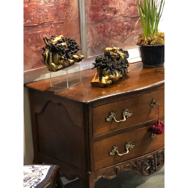 Provencal Louis XV Walnut Serpentine Two Drawers Commode, France, Circa 1780. For Sale - Image 4 of 12