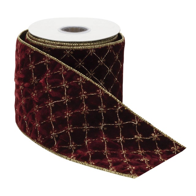 Add a touch of elegance to your holiday creations with the Ornate Diamond Pattern Wired Ribbon (Set of 2). Featuring a...