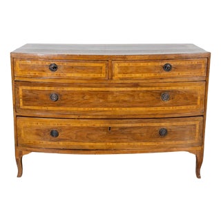 Venetian Louis XVI Chest of Drawers in Walnut, 18th Century For Sale