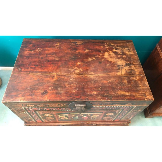 1940s 1940s Hand Painted Asian Trunk For Sale - Image 5 of 10