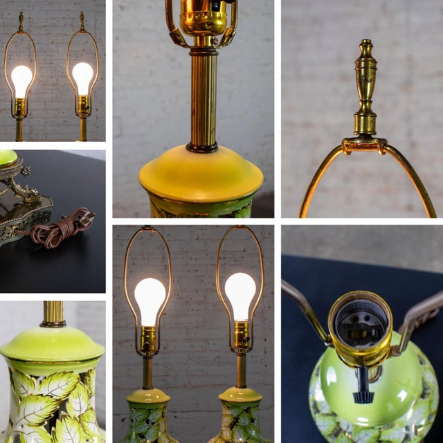 Mid-20th Century Italian Pair of Pierced Majolica Lamps Urn Shaped W/Filigree Bases by Cantagalli Pottery For Sale - Image 16 of 18