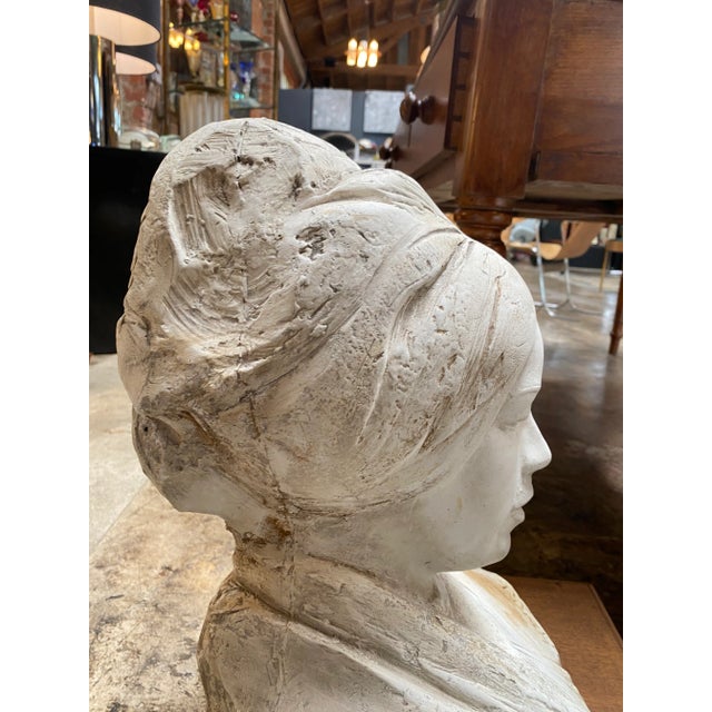 1970s Italian Plaster Bust Sculpture of a Woman For Sale - Image 4 of 9