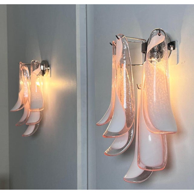 1990s Italian Petal Murano Sconces, 1990s, Set of 2 For Sale - Image 5 of 10