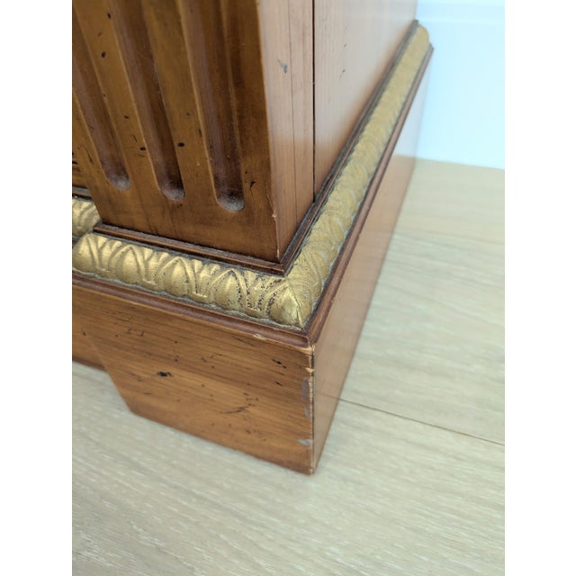 Wood 1990s Baker Collector's Edition Pine Curio Display Cabinet W. Gold Gilt For Sale - Image 7 of 12