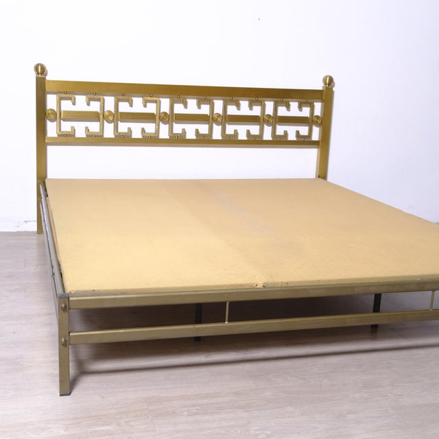 Italian Brass Double Bed from the 1970s For Sale - Image 17 of 18