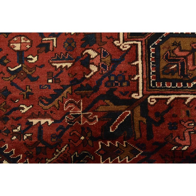 Heriz Rug 9’9” X 13’2” Red Wool Vintage Traditional Hand-Knotted Carpet For Sale - Image 10 of 15
