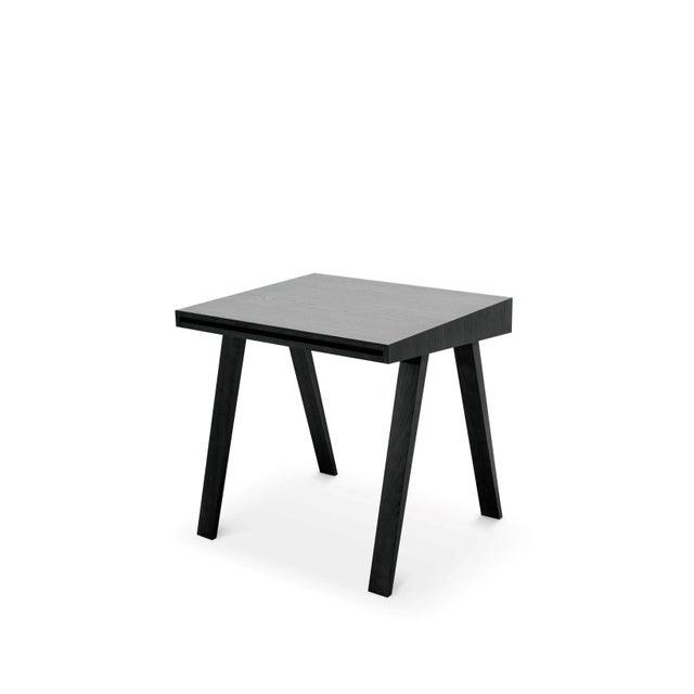 The unusual name of the desk 4.9 has a story to tell: it reflects designer’s Marius Valaitis desire to play with the...