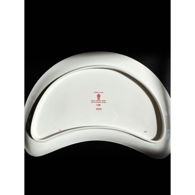 1974 Royal Crown Derby Old Imari ~ Pattern 1128 ~ XXXVII ~ Crescent Serving Dish For Sale - Image 9 of 10