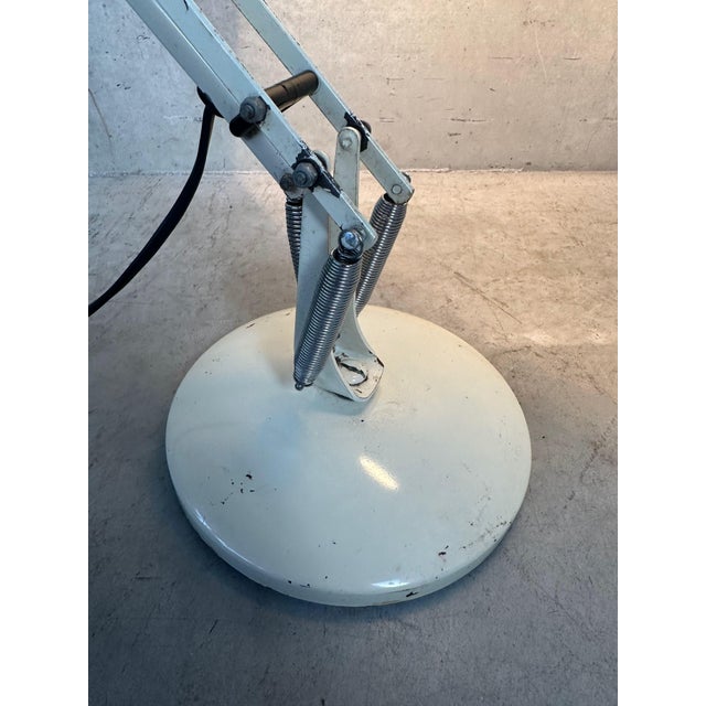 White Vintage Desk Lamp in Metal, 1970s For Sale - Image 8 of 17
