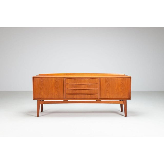 Sideboard in Teak by Svend Aage Madsen for K. Knudsen & Son, Denmark, 1960 For Sale - Image 4 of 17