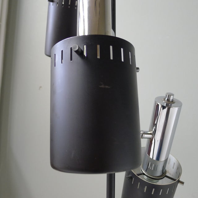 Black Mid-Century Modern Floor Lamp with Movable Cylindrical Shades in Chrome & Black, 1960s For Sale - Image 8 of 14