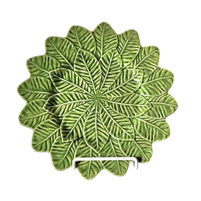 Modern Mid 20th Century Bordallo Pinheiro Green Leaf Platters, Set of Three For Sale - Image 3 of 8