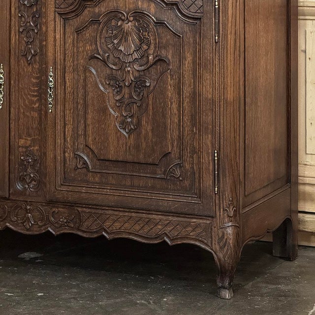 Antique Country French Louis XIV Oak Buffet For Sale - Image 9 of 16