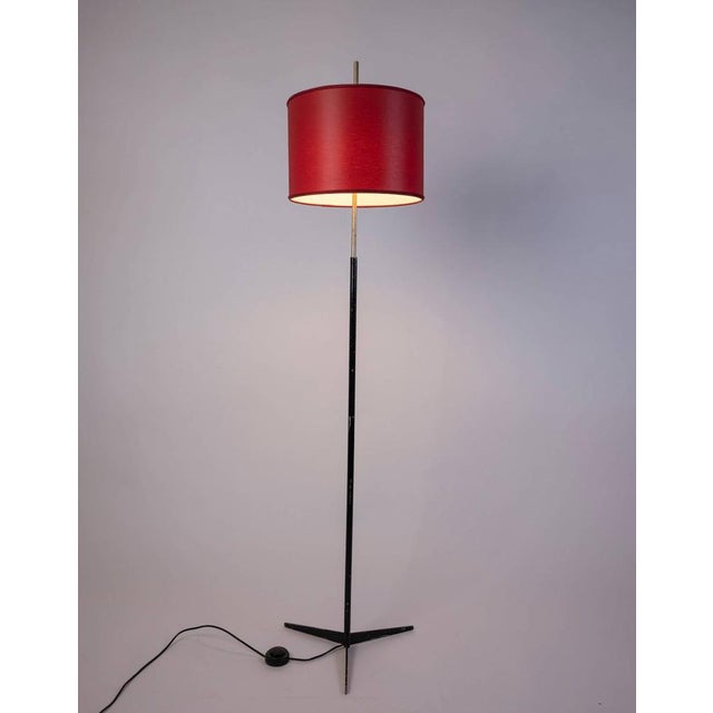 Floor Lamp with Telescopic Tripod Base by Giuseppe Ostuni for Oluce, 1960s, in Very Good conditions. Designed 1960 to 1969...