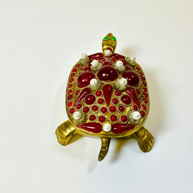 1960s Vintage Art Deco Coastal Hollywood Regency Bejeweled Brass Turtle Box For Sale - Image 14 of 18