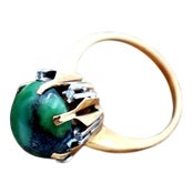 Gold Ring with Diamonds in Brilliant Cut For Sale