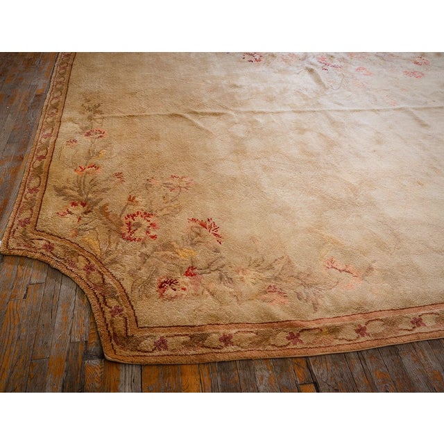 Textile 1920s Beige Cream Floral Neoclassical Knotted Antique European Savonnerie Rug For Sale - Image 7 of 8