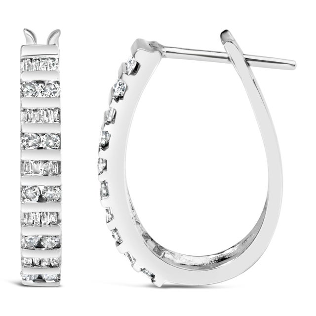 Contemporary 10K White Gold 1.0 Cttw Alternating Diamond "U" Hoop Earrings (I-J Color, I2-I3 Clarity) For Sale - Image 3 of 5