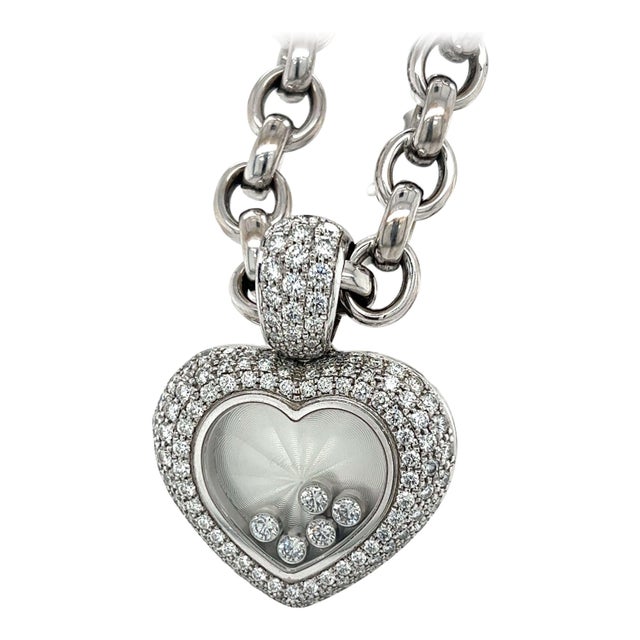 2020s Chopard Happy Diamonds Icons Heart Pendant Necklace 18kwg 0.34 Ct, +Certificate For Sale - Image 5 of 8