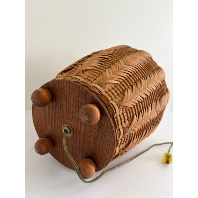 Vintage 1970s Woven Rattan Table Lamp – Sculptural Urn Form Boho Coastal For Sale In Orlando - Image 6 of 9
