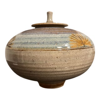 Large Vintage Studio Pottery Covered Jar – Wheel-Thrown Stoneware Lidded Vessel With Brushwork, Signed (1970s–80s) For Sale