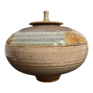 Large Vintage Studio Pottery Covered Jar – Wheel-Thrown Stoneware Lidded Vessel With Brushwork, Signed (1970s–80s)