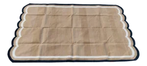 Handmade Cotton Scalloped Rug, Tan With Cream and Black Border - 6'x9'