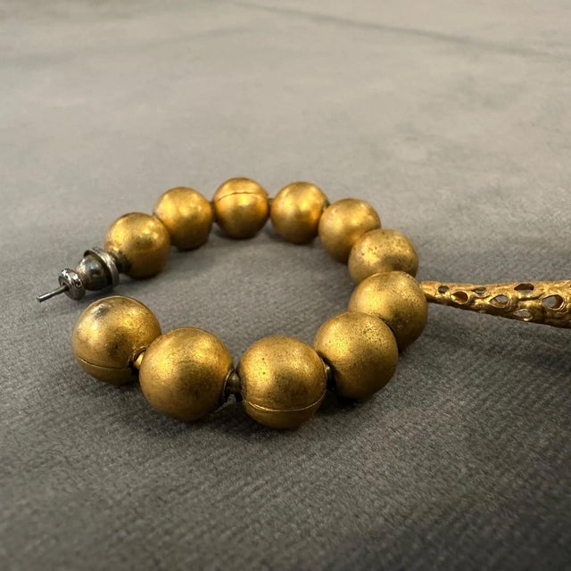 1980s A Set of 1980s Costume Jewelry Gilt Metal Italian Earrings For Sale - Image 5 of 9