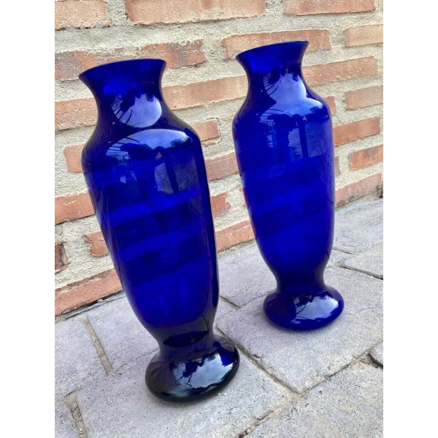Vintage Italian Cobalt Blue Murano Glass Vases, Set of 2 For Sale - Image 4 of 11