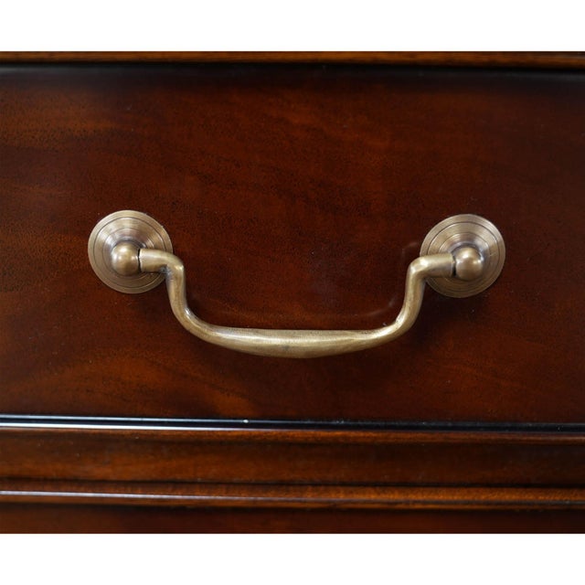 Traditional Penhurst Mahogany Desk With Green Leather For Sale - Image 3 of 18