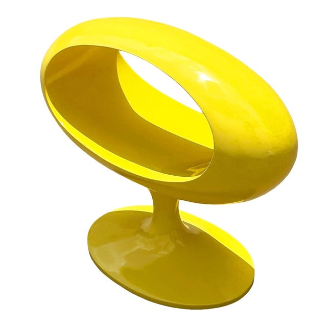 Y2k Space Age William Emmerson Attributed "Spheroid" Yellow Side Drinks Table For Sale In Los Angeles - Image 6 of 8