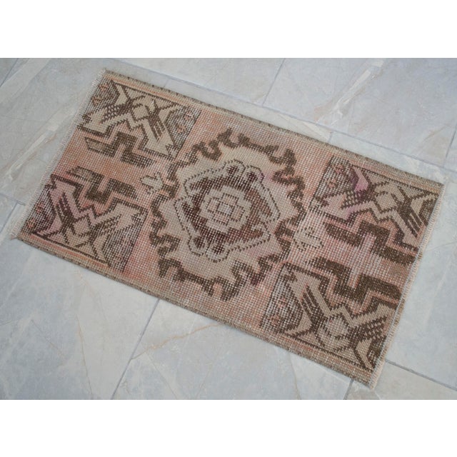 Rose Hand Made Yastik Rug Distressed Low Pile Petite Rug Faded Mat - 1'5" X 2'7" For Sale - Image 8 of 9
