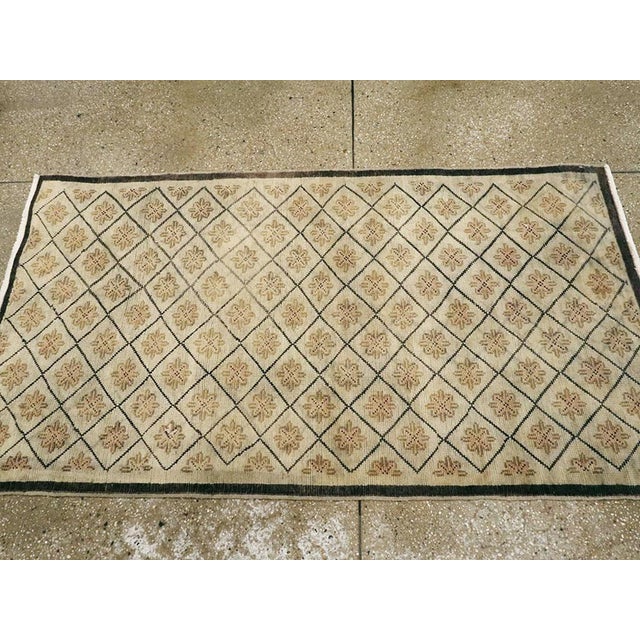 Galerie Shabab Collection Mid-20th Century Turkish Anatolian Throw Rug For Sale - Image 4 of 6