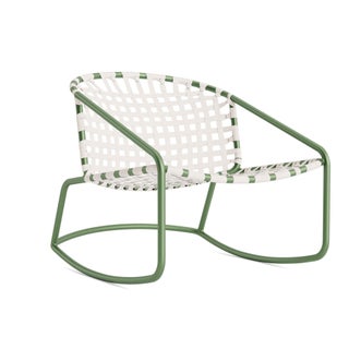 Brown Jordan Kantan Aluminum Motion Lounge Chair in Bay Leaf with White Suncloth Strapping For Sale