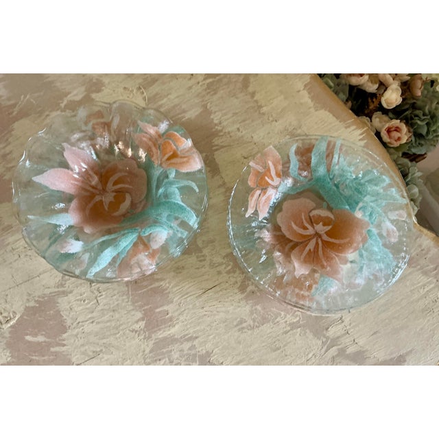 Add a touch of elegance to your table setting with this beautiful set of 4 Sydenstricker fused glass bowls and 4 matching...