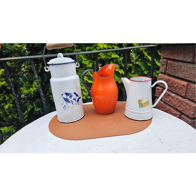 2 jugs, a bubble for home, garden, industrial from the 1950s-1970s, dimensions: bubble - measured without a handle -...