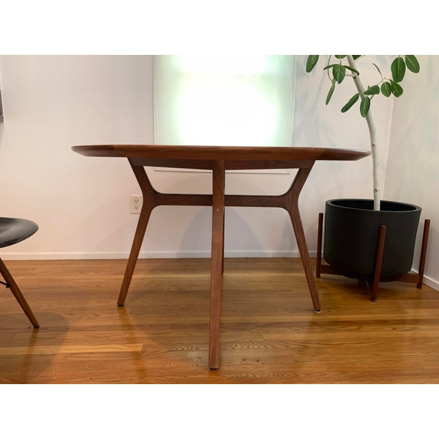Mid-Century Modern Stellar Works Ren Round Walnut Dining Table + Herman Miller Eames Wood Dowel Chairs For Sale - Image 3 of 6