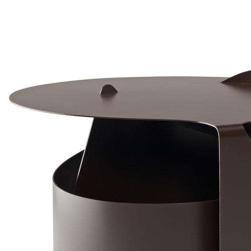 Coffee table designed by Aldo Bakker in 2015. A single sheet of steel rolled in one smooth motion into a self-supporting...