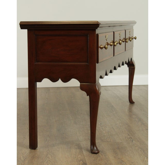 Kittinger Colonial Williamsburg Mahogany Queen Anne Style Sideboard Cw 148 Chairish