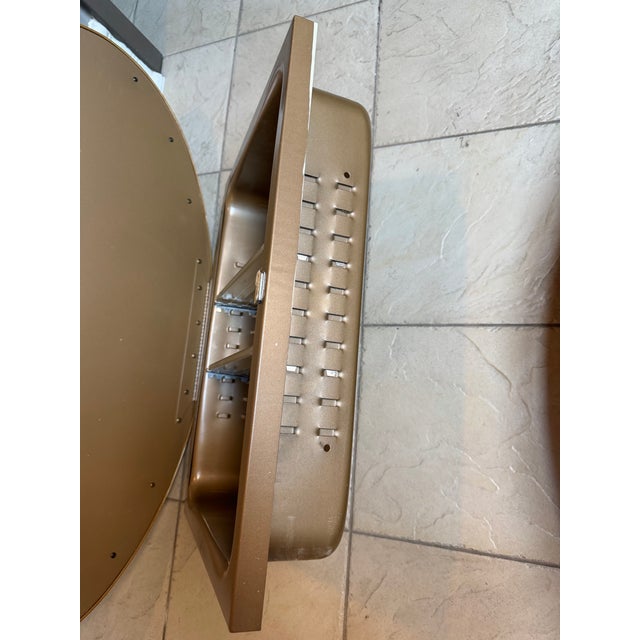 Vintage C. 1950s Oval Hollywood Regency Recessed Medicine Cabinets. A Pair For Sale In Chicago - Image 6 of 12