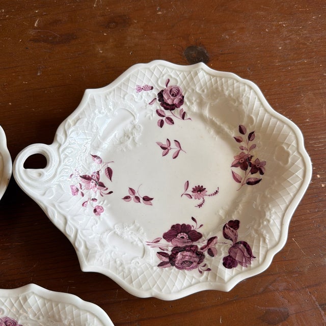 Ridgway Porcelain Set of 3 Antique Job Ridgway Cauldon Place Single-Handled Trays, Pattern B1154, Circa 1808-1814 For Sale - Image 4 of 12