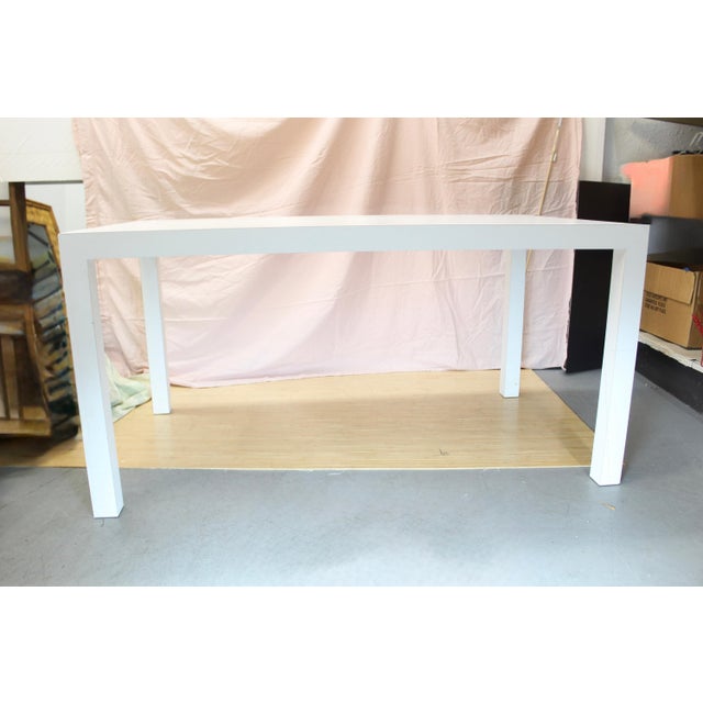 Mid-Century Modern Vintage 1980s White Parsons Table Dining Table For Sale - Image 3 of 5