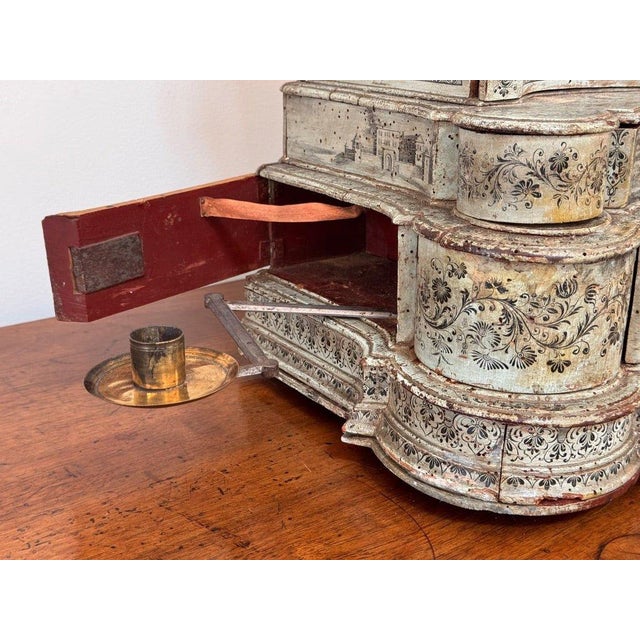Exceptional 18th Century Venetian Dressing Table Mirror / Table Top Vanity For Sale - Image 13 of 16