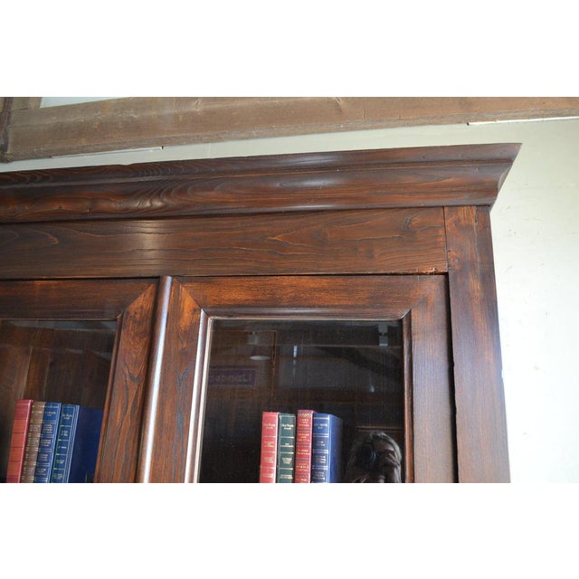 Display Cabinet in Oak For Sale - Image 3 of 9