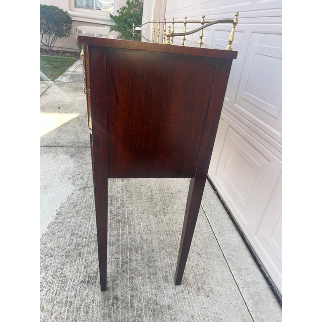 Auburn Mid 20th Century Pennsylvania House Mahogany Marquetry Sideboard For Sale - Image 8 of 11