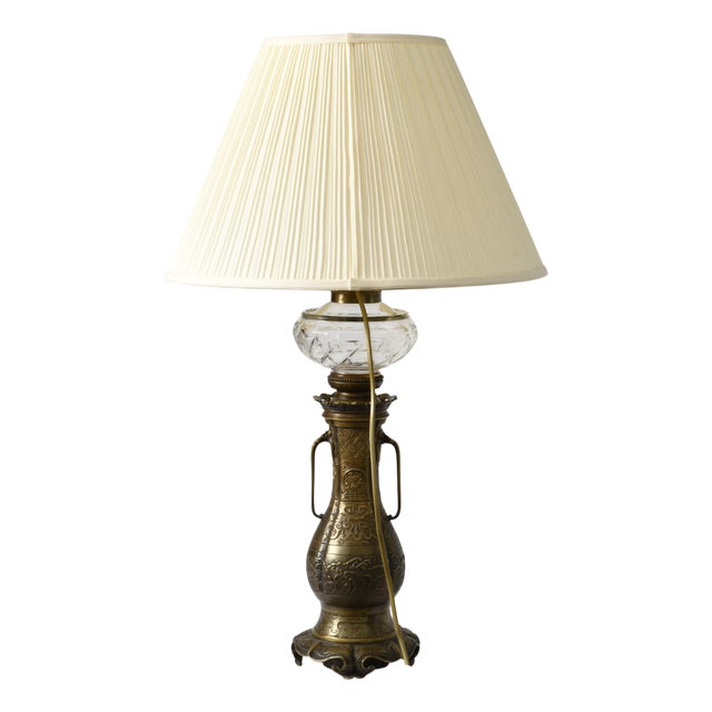 Antique Chinese Style Bronze Table Lamp by Auguste Delafontaine, 1800s For Sale