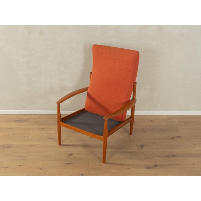 Armchair by Grete Jalk for France & Søn, 1960s For Sale - Image 6 of 9