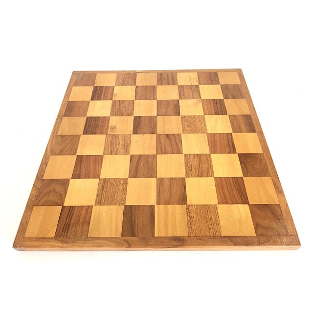 1960s Wood Chess Board and Duncan Ceramic Bisque Chess Pieces, 32 Piece Set For Sale In Miami - Image 6 of 11