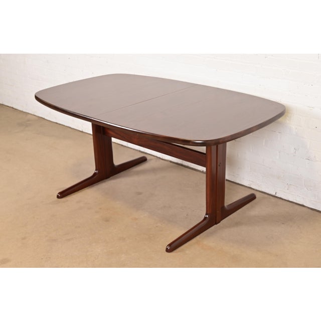 Brown Skovby Danish Modern Sculpted Rosewood Extension Dining Table, Newly Refinished For Sale - Image 8 of 14